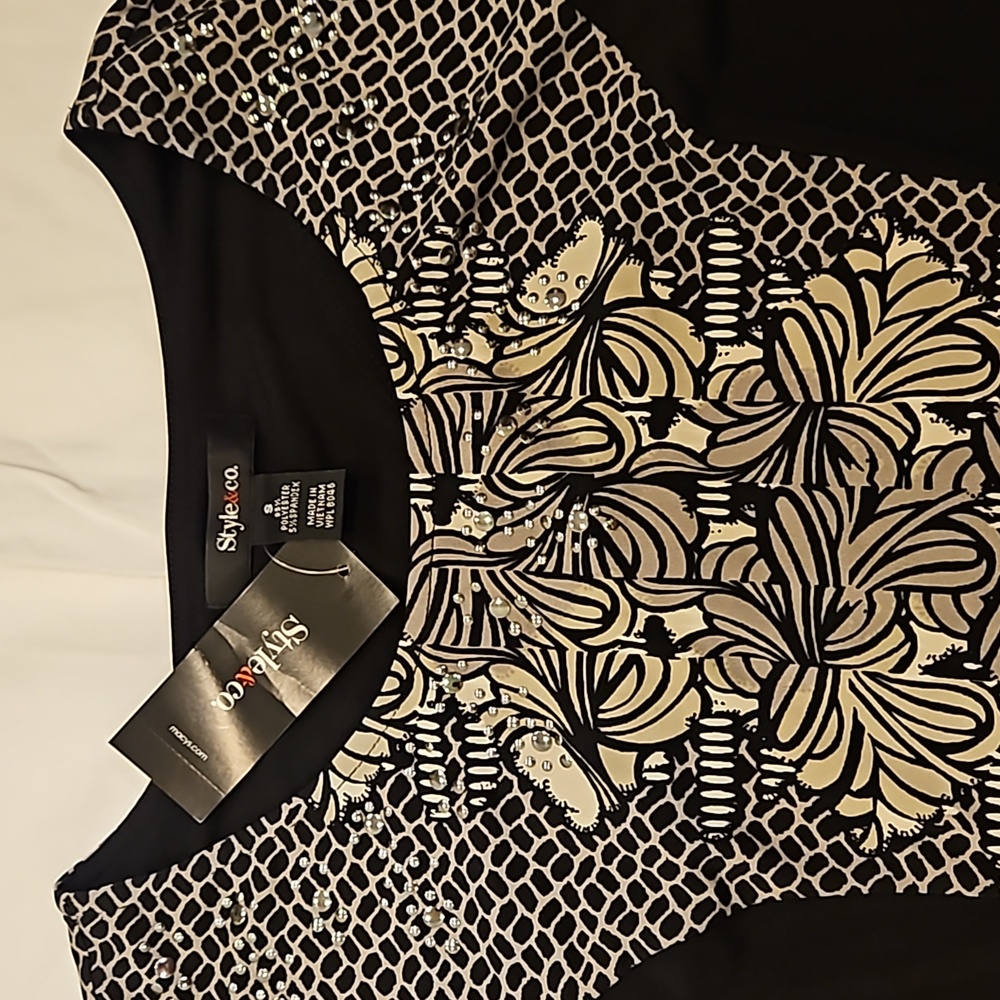 Brand New Style&Co black long sleeve top with flair bottom - Picture 2 of 4